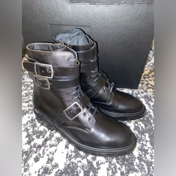 Saint Laurent Army 20 Buckle Boot in Kangaroo Embossed Leather - Picture 12 of 15